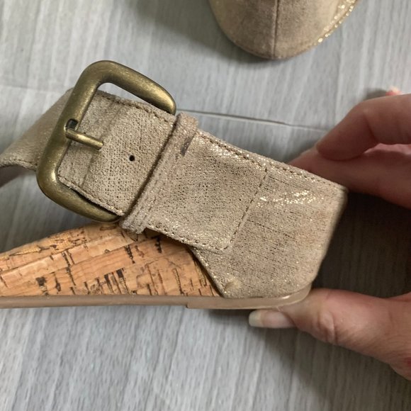 Donald J. Pliner Donni Cork Wedge Sandals 6.5 - Picture 10 of 10